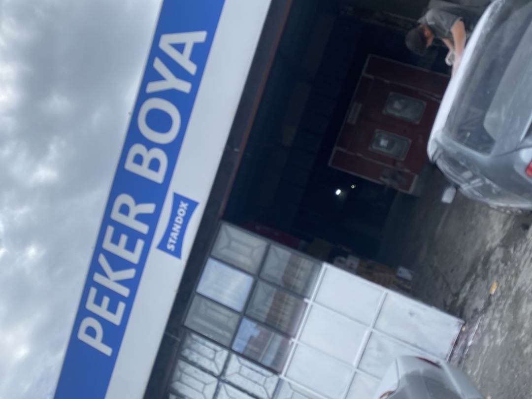 peker oto kaporta boya fotoğrafı