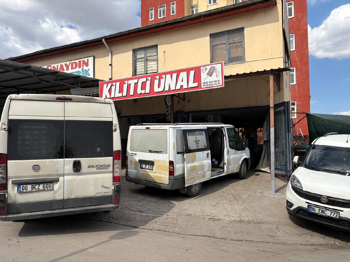 Kilitçi Ünal logosu